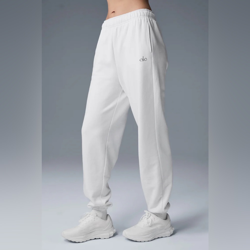 ALO Yoga White Accolade Sweatpant Joggers Small